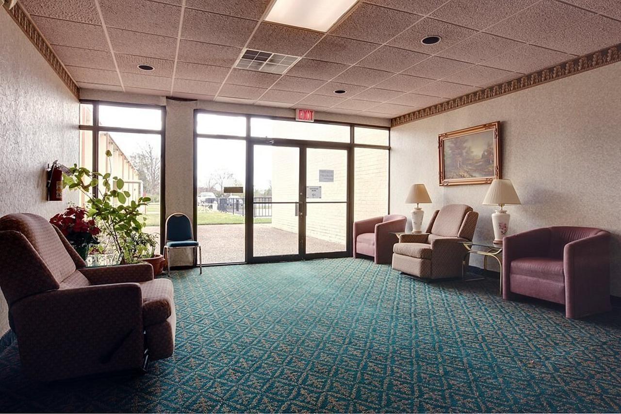 Americas Best Value Inn Marshall Bel Air Exterior photo